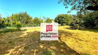 Terrain constructible - 1 029 m²