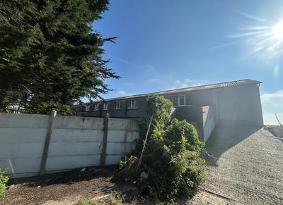 Local d'activité / Entrepôt - 521 m²