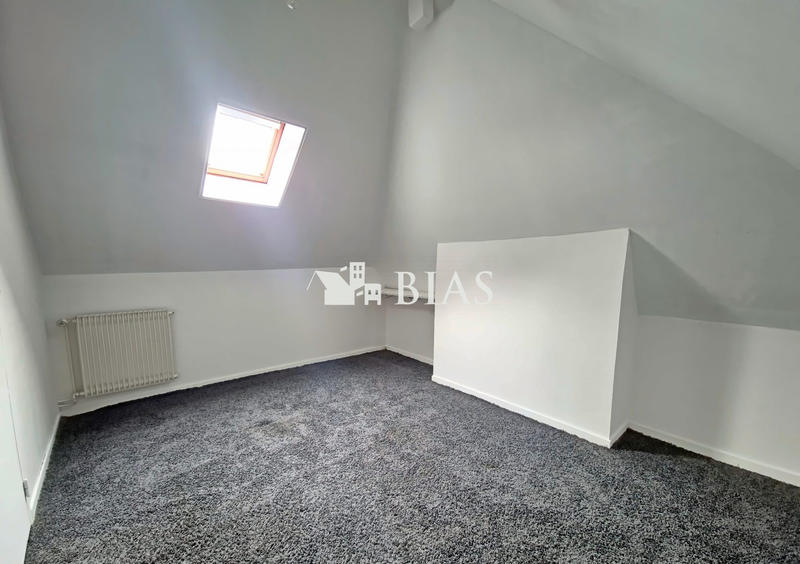 Maison - 85 m² - 5 pièces