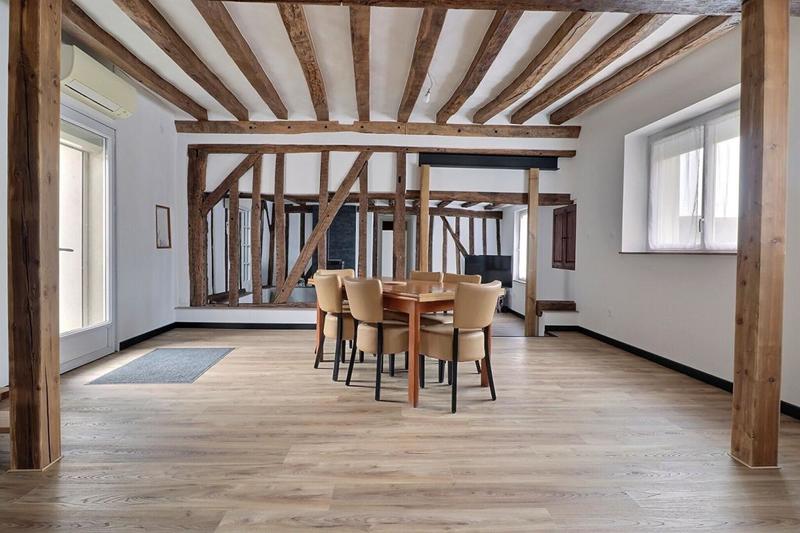 Maison de bourg - 105 m² - 6 pièces