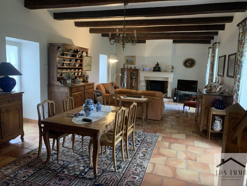 Maison - 173 m² - 6 pièces