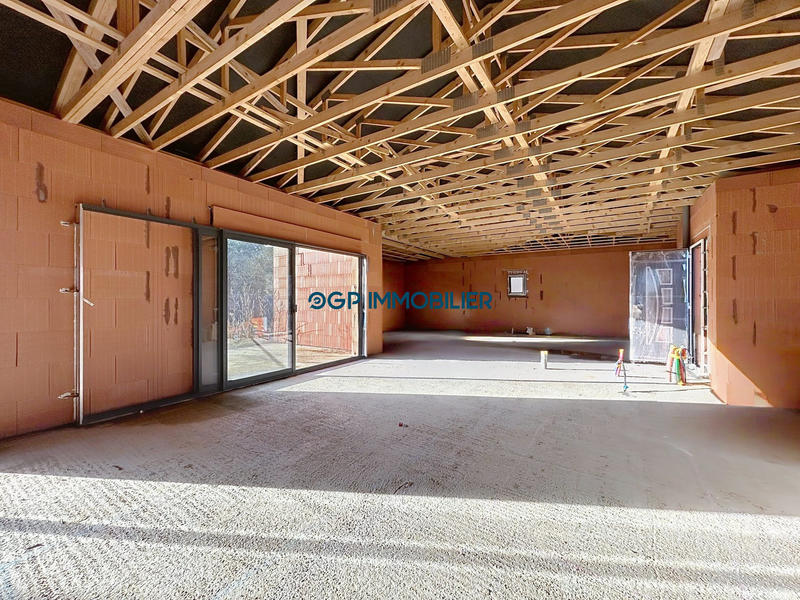 Maison - 120 m² - 4 pièces