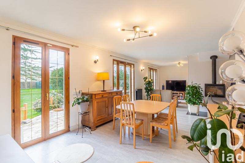 Maison - 172 m² - 8 pièces