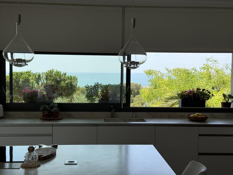 Maison - 200 m² - 5 pièces