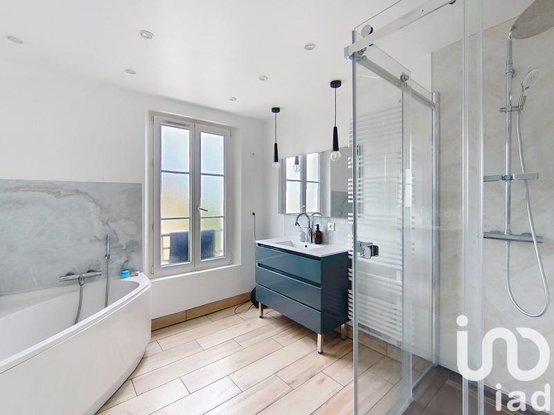 Maison de ville - 145 m² - 6 pièces