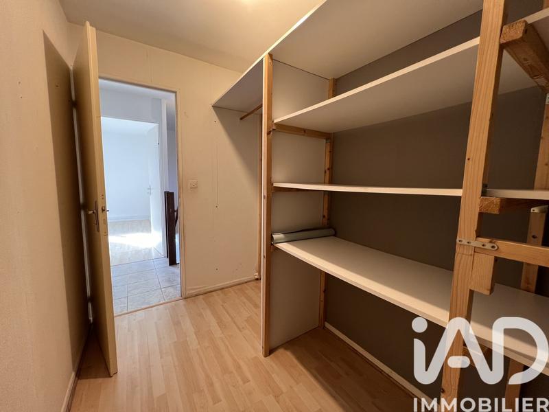 Maison - 99 m² - 5 pièces