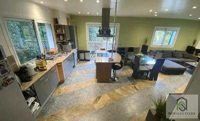 Appartement - 105 m² - 4 pièces