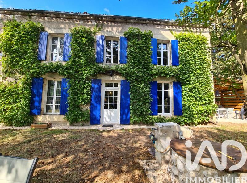 Maison - 225 m² - 5 pièces
