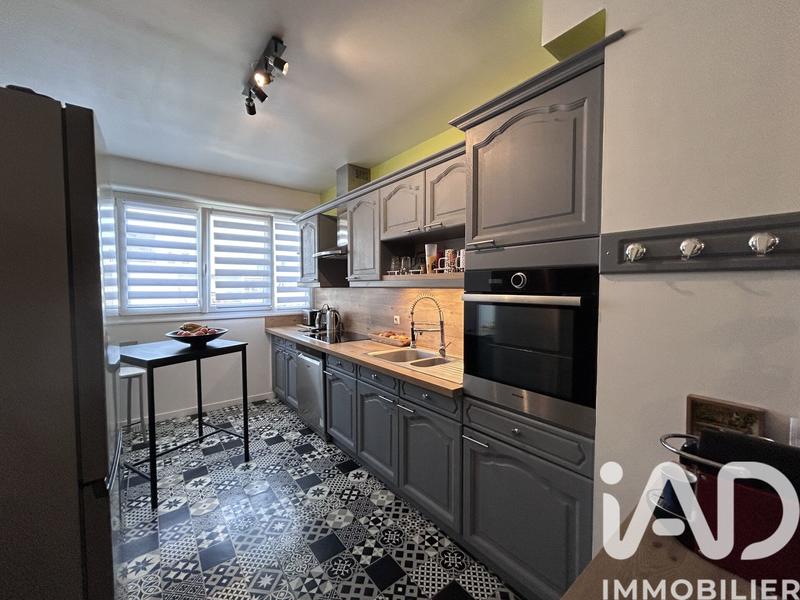 Appartement - 80 m² - 4 pièces