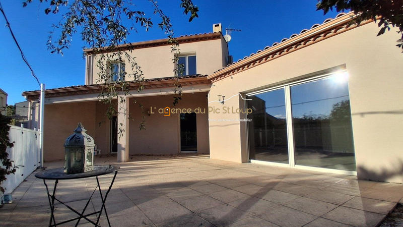 Villa - 160 m² - 7 pièces