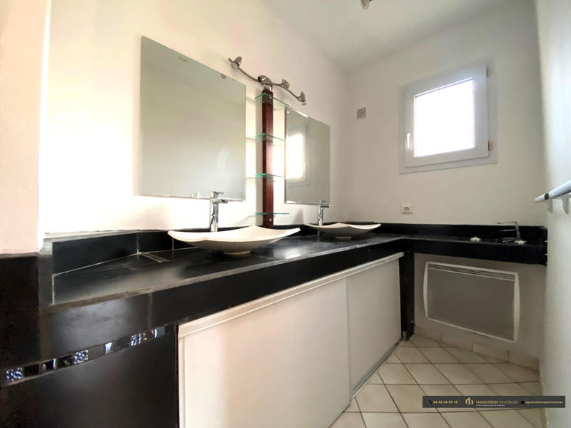 Maison - 160 m² - 5 pièces