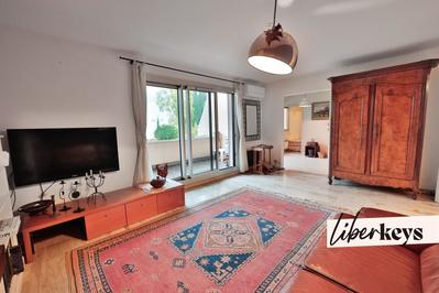 Appartement - 95 m² - 4 pièces