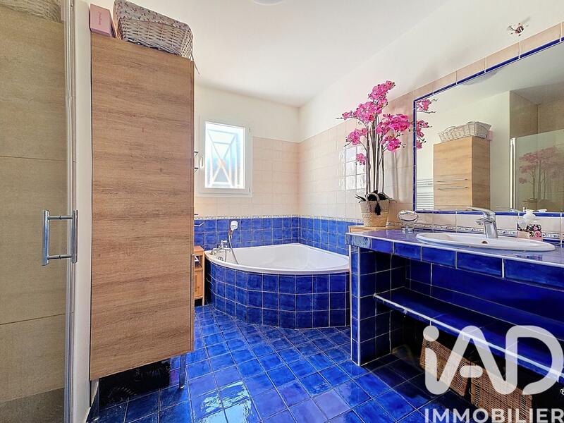 Maison - 137 m² - 5 pièces