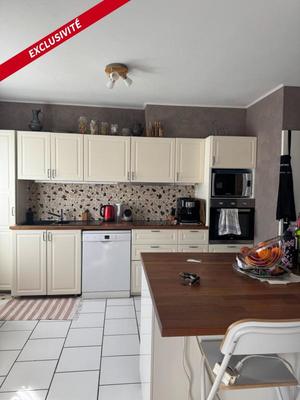 Pavillon - 94 m² - 5 pièces