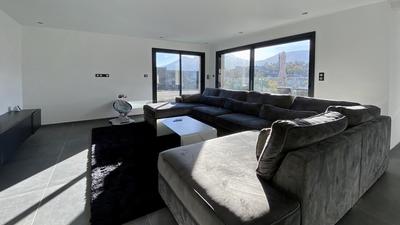 Villa - 130 m² - 4 pièces