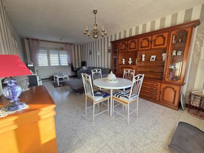 Maison - 82 m² - 5 pièces