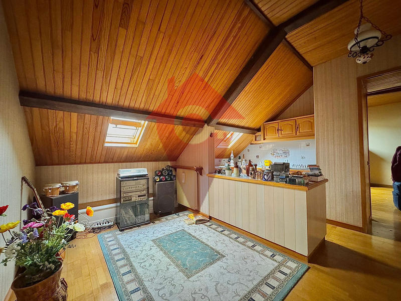 Maison - 105 m² - 5 pièces