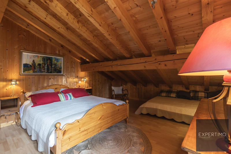 Maison - 176 m² - 7 pièces