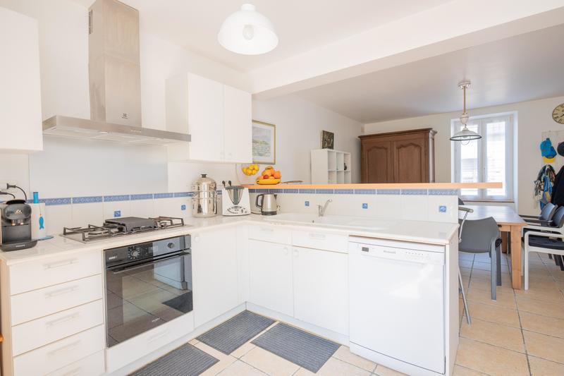 Maison ancienne - 190 m² - 7 pièces