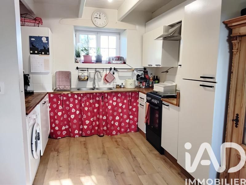 Maison - 90 m² - 5 pièces