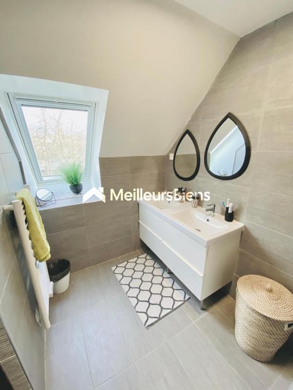 Maison - 117 m² - 6 pièces