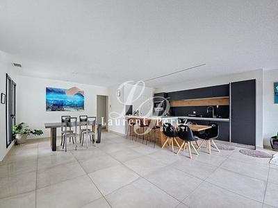 Maison - 175 m² - 6 pièces