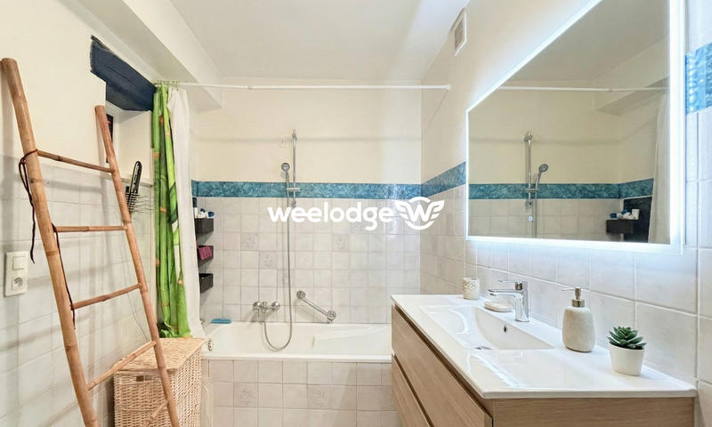 Villa - 155 m² - 8 pièces