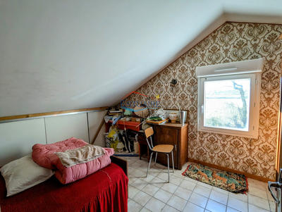 Maison - 90 m² - 4 pièces