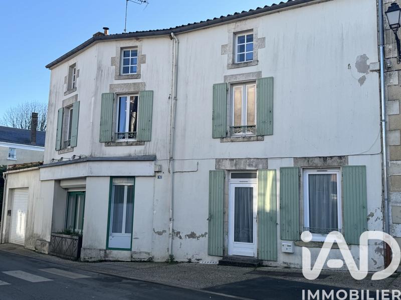 Maison de village - 162 m² - 9 pièces