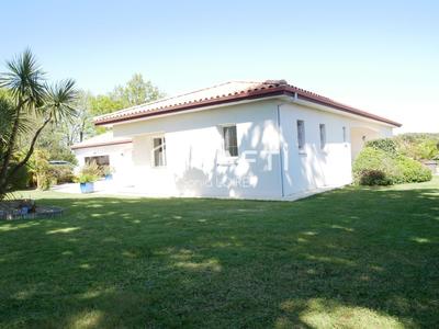 Villa - 199 m² - 7 pièces