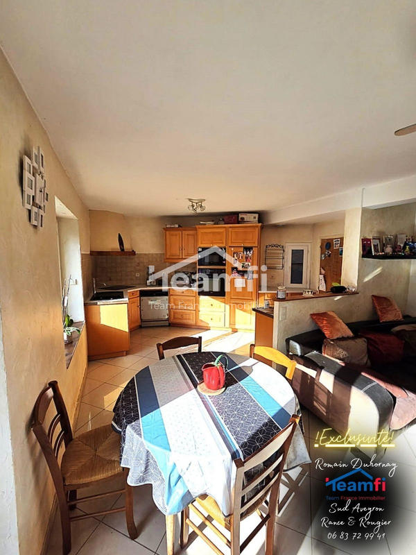 Maison - 93 m² - 5 pièces