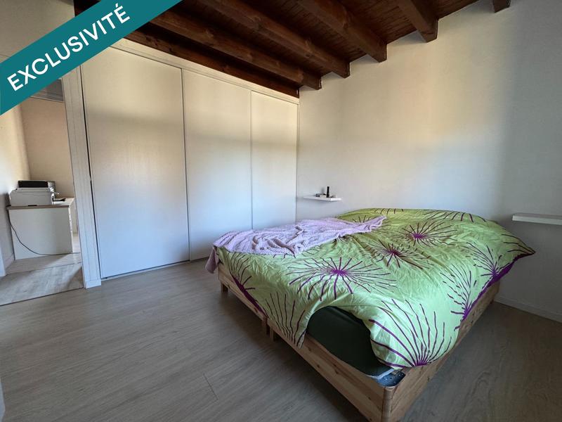 Maison - 180 m² - 8 pièces