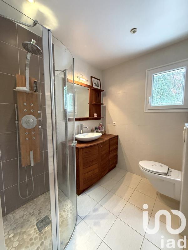 Maison - 93 m² - 4 pièces