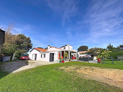 Maison - 155 m² - 5 pièces