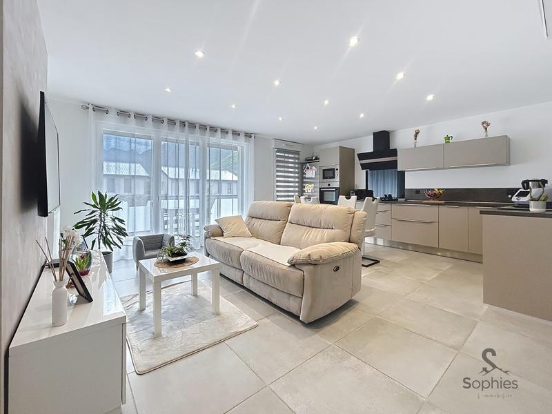 Appartement - 65 m² - 3 pièces