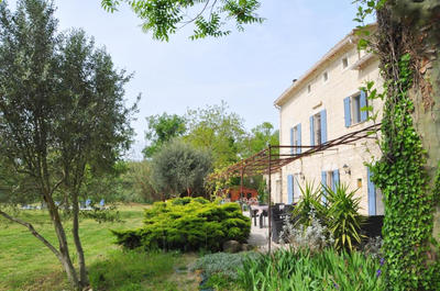 Mas - 300 m² - 9 pièces