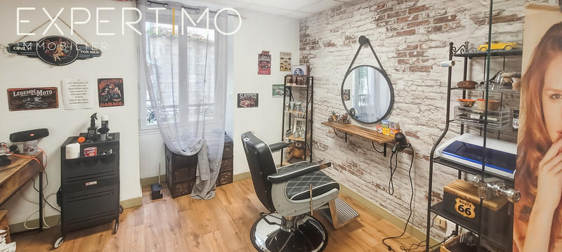 Fonds de commerce - Magasins - 77 m²