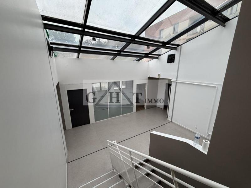 Local commercial - 389 m²