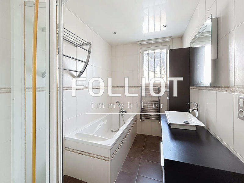 Maison - 170 m² - 5 pièces