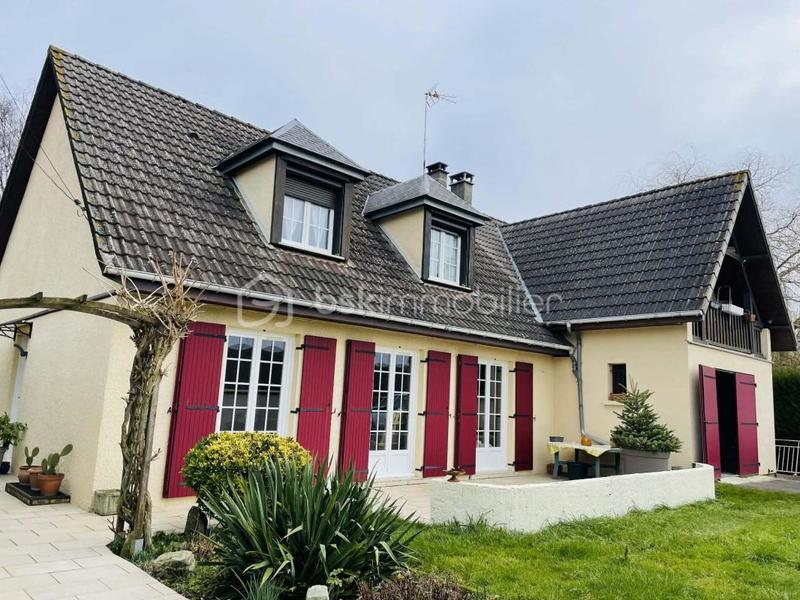 Maison traditionnelle - 135 m² - 6 pièces