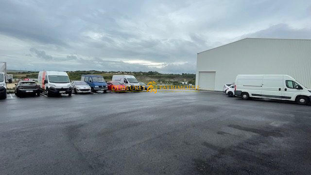 Local commercial - 1 080 m²