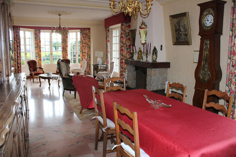 Maison - 172 m² - 7 pièces