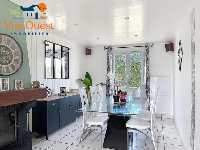 Maison - 93 m² - 6 pièces