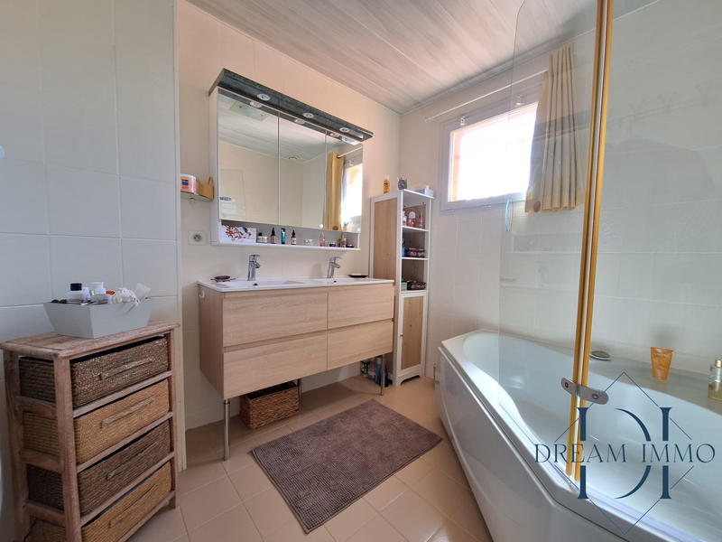 Maison - 107 m² - 5 pièces