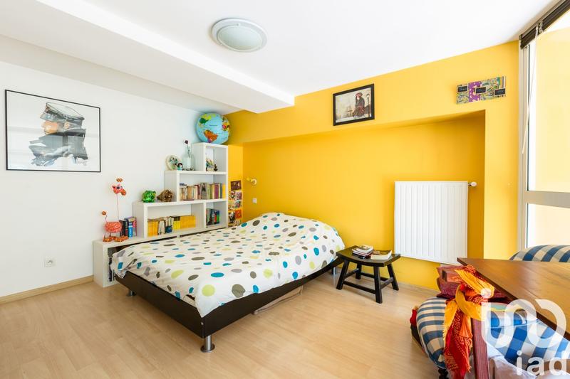 Appartement - 192 m² - 5 pièces