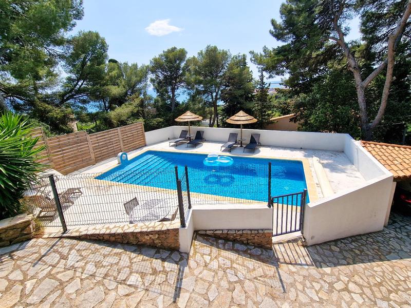 Maison - 213 m² - 6 pièces