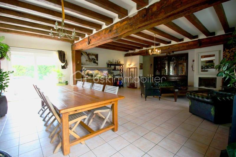 Maison en pierre - 529 m² - 9 pièces