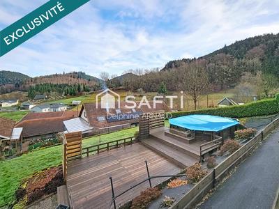 Maison - 285 m² - 10 pièces