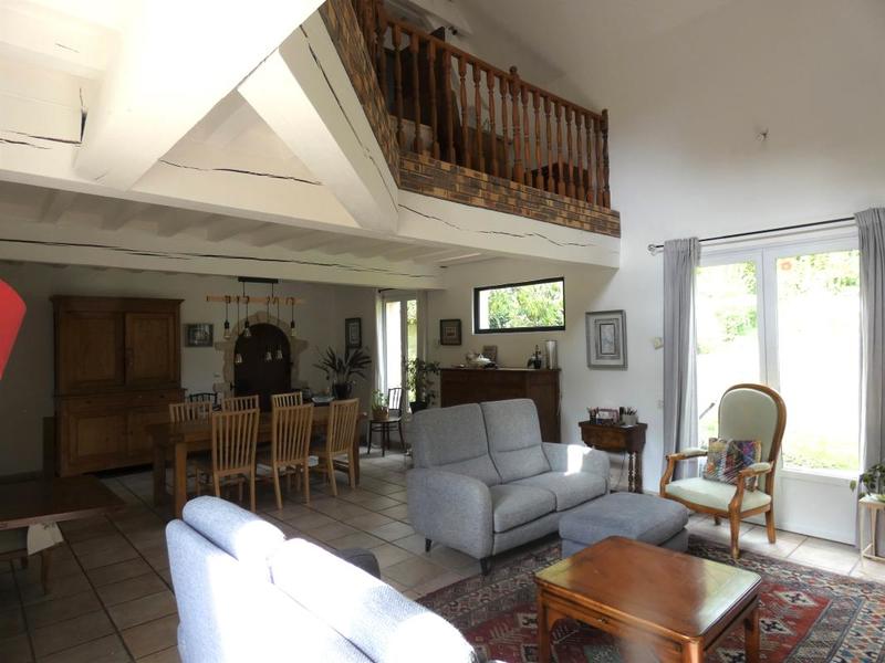 Maison - 162 m² - 5 pièces