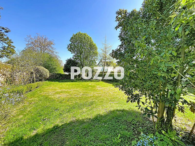 Maison - 217 m² - 9 pièces